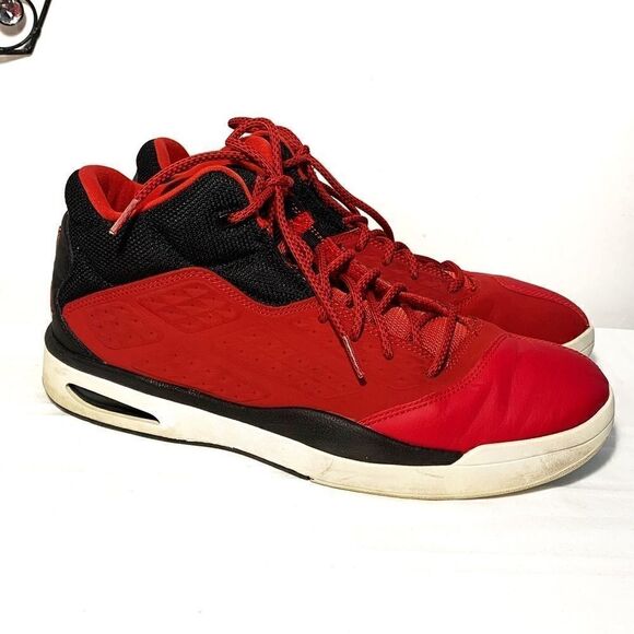 Men’s Nike Shoes  - Picture 8 of 14